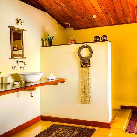 Entumoto Main Camp Hotel Ololaimutiek Bagian luar foto